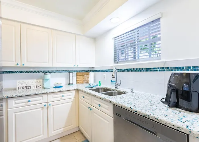 Apartment In Paradise -beach And Intracoastal Waterway Clearwater Beach