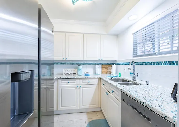 Apartment In Paradise -beach And Intracoastal Waterway
